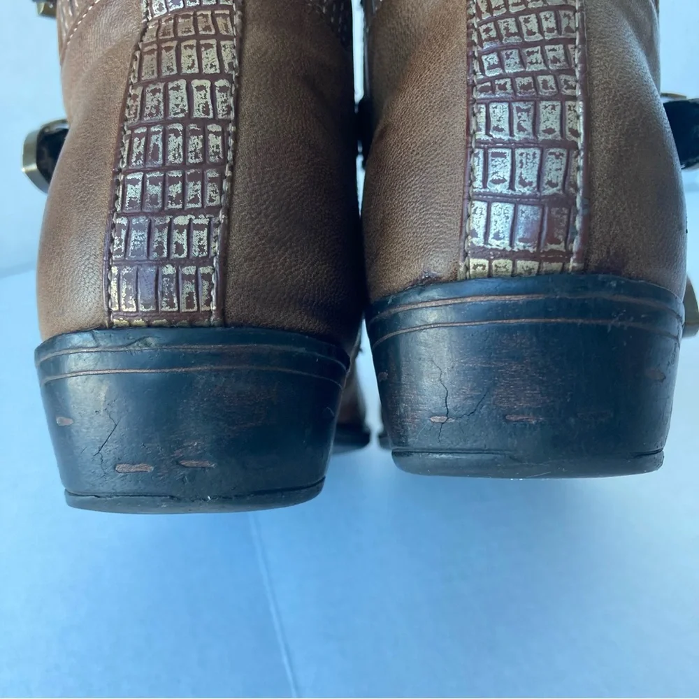 Corkys Bombshell Triple Buckle‎ Ankle Boots Brown Gold Metallic Snakeskin 7
